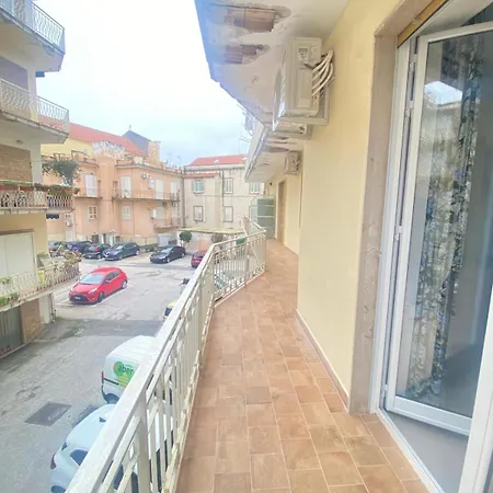 Apartment Anfiteatro House Pozzuoli
